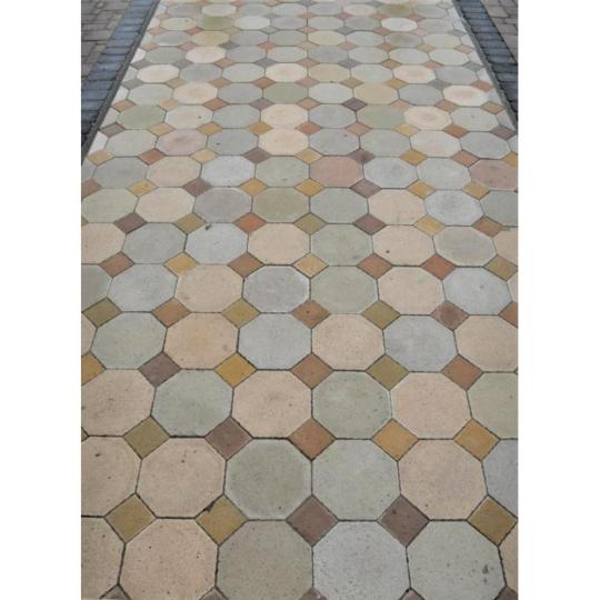 fagyallo antik koburkolat autobeallo terasz kerti jarda polgari country paraszthaz balaton padlolap padloburkolat jarolap mediterran.jpg